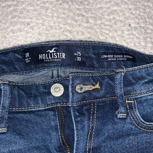 Hollister Low Rise Super Skinny Jeans